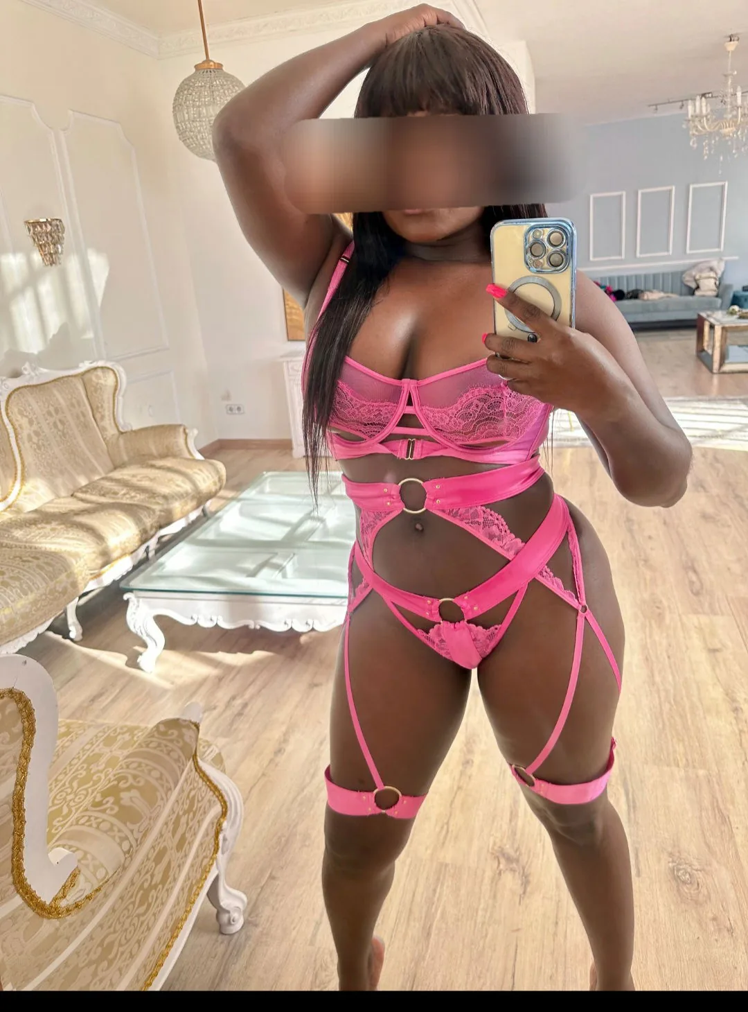 OgechiStar escort Southampton